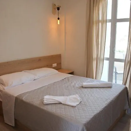 Bella Elena * Agia Pelagia (Creta)